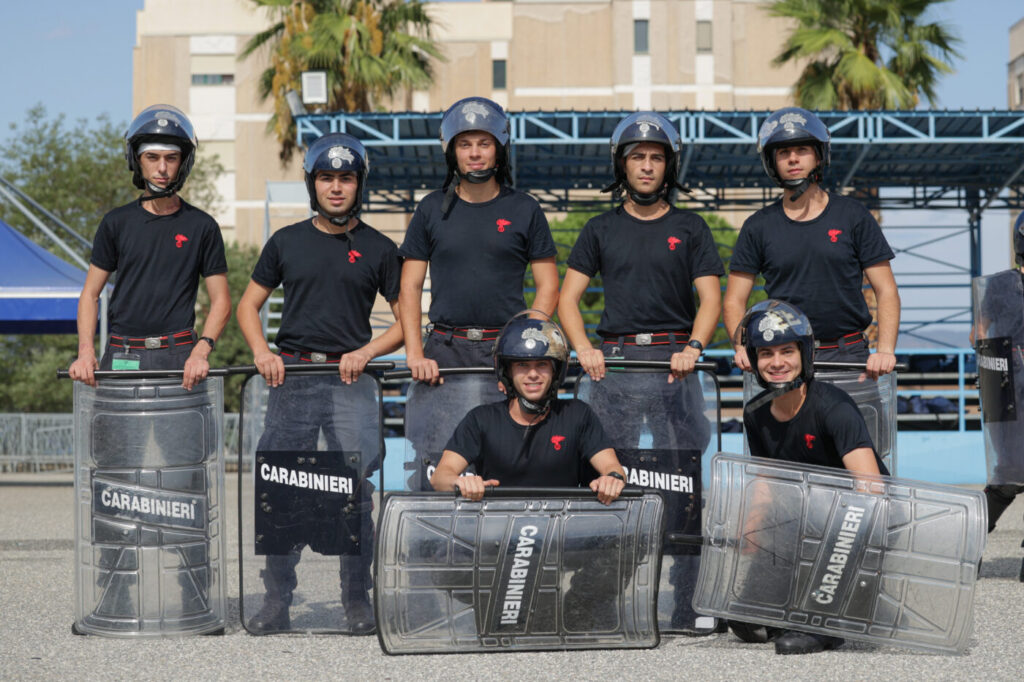 Allievi della Scuola Carabinieri durante le attività di addestramento