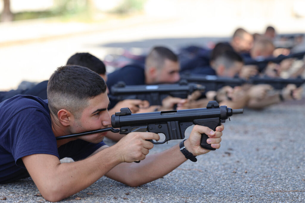 Allievi della Scuola Carabinieri durante le attività di addestramento