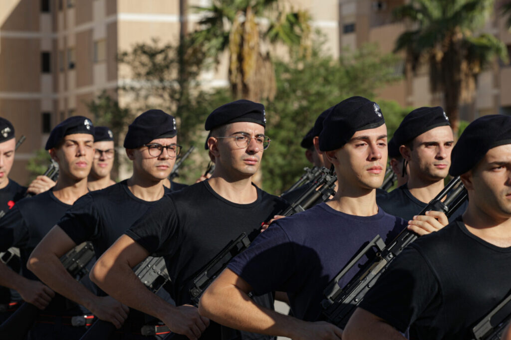 Allievi della Scuola Carabinieri durante l'addestramento formale